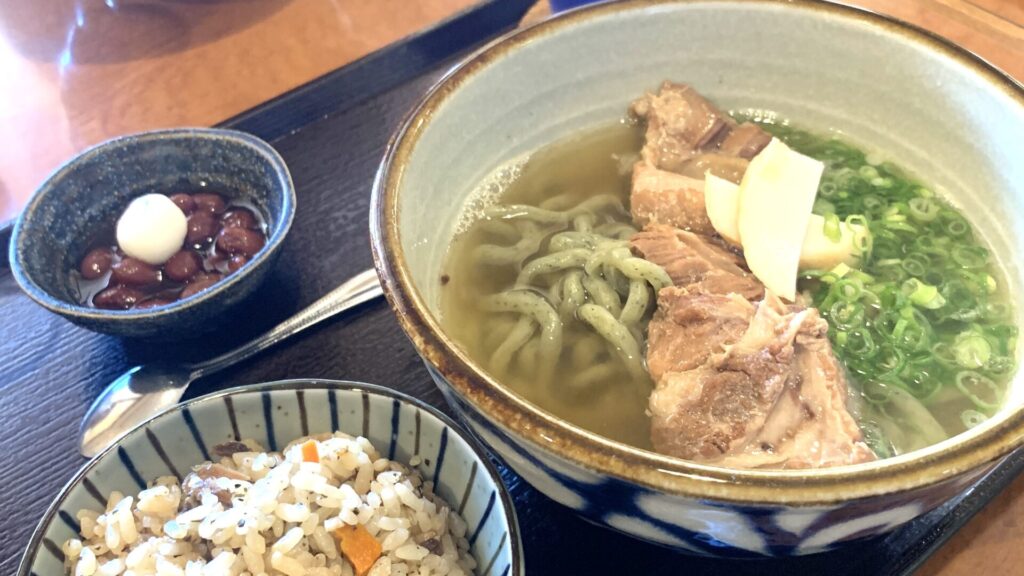 沖縄そば専門店 きんそば