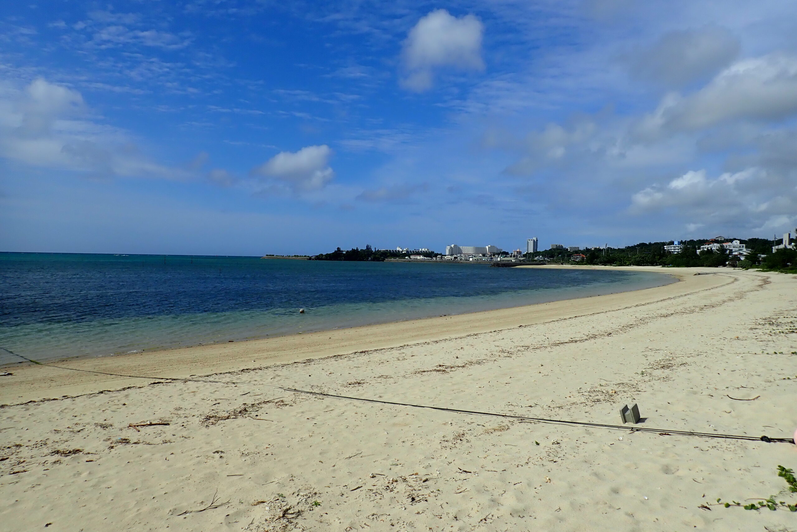 10月も青い海を楽しめる沖縄本島恩納村周辺